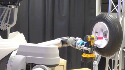 darpa-robotic-arms-1